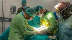 Van’da kız çocuğunun karnından 7,5 kilogramlık kitle çıktı