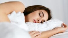 Cildinizin güçsüzleşmemesi için bu alışkanlıklardan vazgeçin