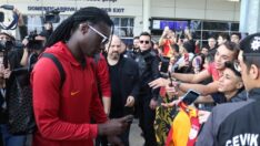 Galatasaray, Antalya’da coşkuyla karşılandı