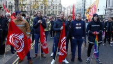 İngiltere’de grev dalgası giderek büyüyor