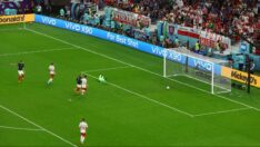 Olivier Giroud Thierry Henry’yi geride bırakarak tarihe geçti