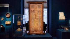 Özbekistan’ın zengin tarihi Louvre’da sergileniyor