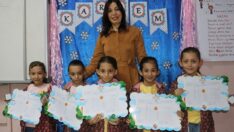 Ağrılı beşizler ilk karnelerini aldı