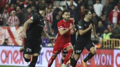 Antalyaspor Ümraniyespor maçında uzatmada üç puan