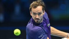 Avustralya Açık’ta son iki yılın finalisti Medvedev, 3. turda elendi