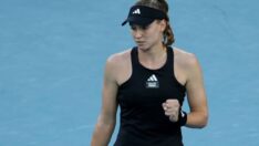 Avustralya Açık’ta tek kadınların ilk finalisti Elena Rybakina oldu