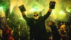 Barcelona sokakları renkli görüntülere sahne oldu