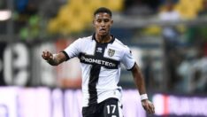 Fenerbahçe’nin sol bek adayı Jayden Oosterwolde için pazarlık başladı