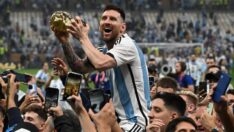 FIFA yılın en iyileri için adayları açıkladı