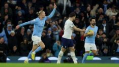 Manchester City’den muhteşem dönüş! Tottenham ikinci yarı dağıldı