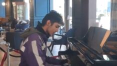 Piyanist kurye: Klasik bir Türk genciyim