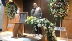 Ülke bu adamı konuşuyor… Kendi cenazesini düzenledi, törende olaylar çıktı