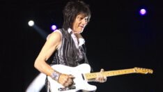 Ünlü müzisyen Jeff Beck yaşamını yitirdi: Ölüm sebebi açıklandı