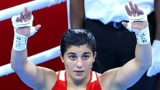 Busenaz Sürmeneli, depremzedelere yardım için formasını satışa çıkardı