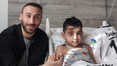 Cenk Tosun depremzede Cavit ile Antalya’da buluştu