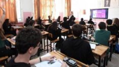 Deprem bölgesindeki okullarla ilgili yeni karar