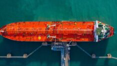 Depremden sonra Ceyhan Limanı’ndan Azeri ham petrolü yüklü ilk gemi ayrıldı