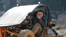 Devrim otomobilinden etkilendi, arazi aracı yaptı