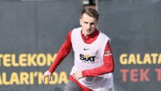 Erden Timur ve Kerem Aktükoğlu deprem bölgesinde