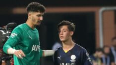 Fenerbahçeli futbolculardan depremzede Kamilcan’a destek