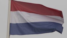 Hollanda’dan depremden dolayı saygı duruşu kararı