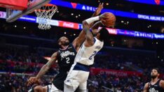 Kyrie Irving ilk maçında galibiyete taşıdı