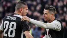 Merih Demiral Cristiano Ronaldo imzalı formayı deprem bölgesi için satışa çıkardı