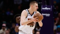 Nikola Jokic’in 20. triple double’ı galibiyeti getirdi