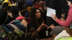 Ünlü isimler depremzedelere yardım için bir araya geldi