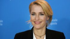 Ünlü oyuncu Gillian Anderson, kadın hayranlarına fantezilerini sordu
