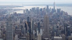 ABD ekonomisi son çeyrekte yüzde 2,6 büyüdü