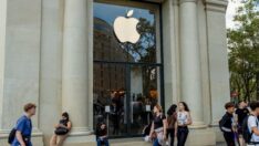 Apple’da üst düzey ayrılık… ABD Savunma Bakanlığı için şirketten ayrılıyor