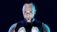 Mavi tiki kaldırılan Hayko Cepkin sinirlendi