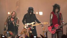 Mötley Crüe gitaristi Mick Mars gruba dava açtı