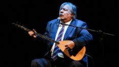 Sahnede dayanışma zamanı