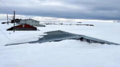 Yayla evleri kar altında