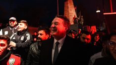 Beşiktaş Başkanı Hasan Arat, Çarşı ile iftar yemeğinde buluştu