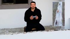 Arazide otlayan inekleri evinden çıkmadan dron ile ahıra getirdi: Anneme şok