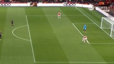 Arsenal-Bayern Münih maçında verilmeyen penaltılar tartışma yarattı