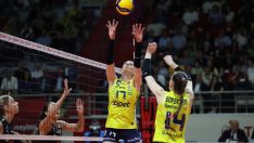 Fenerbahçe, Eczacıbaşı’na set vermeden seride yeniden öne geçti