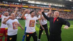 Göztepe, Stanimir Stoilov yönetiminde Süper Lig’e yükseldi: Bir başarı öyküsü