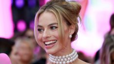 Margot Robbie bu defa da Monpoly oyunu için kolları sıvadı