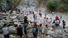 Milli parklara ziyaretçi akını