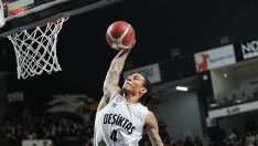 Mincidelice JL’ye yenilen Beşiktaş Emlakjet seride geriye düştü