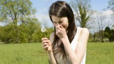 Saman nezlesinin belirtileri nelerdir ve bununla nasıl baş edilir?