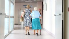 Tedavi görmek için bekleyen kanser hastalarının sayısı hızla artıyor