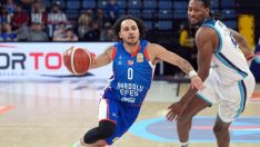 Anadolu Efes, Türk Telekom’u farklı geçti