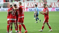 Antalyaspor, Adana Demirspor’u devirdi kötü seriyi bitirdi