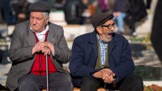 Emekliye yüzde 25 zam göründü