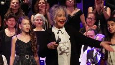 Emel Sayın’ı ağlatan konser